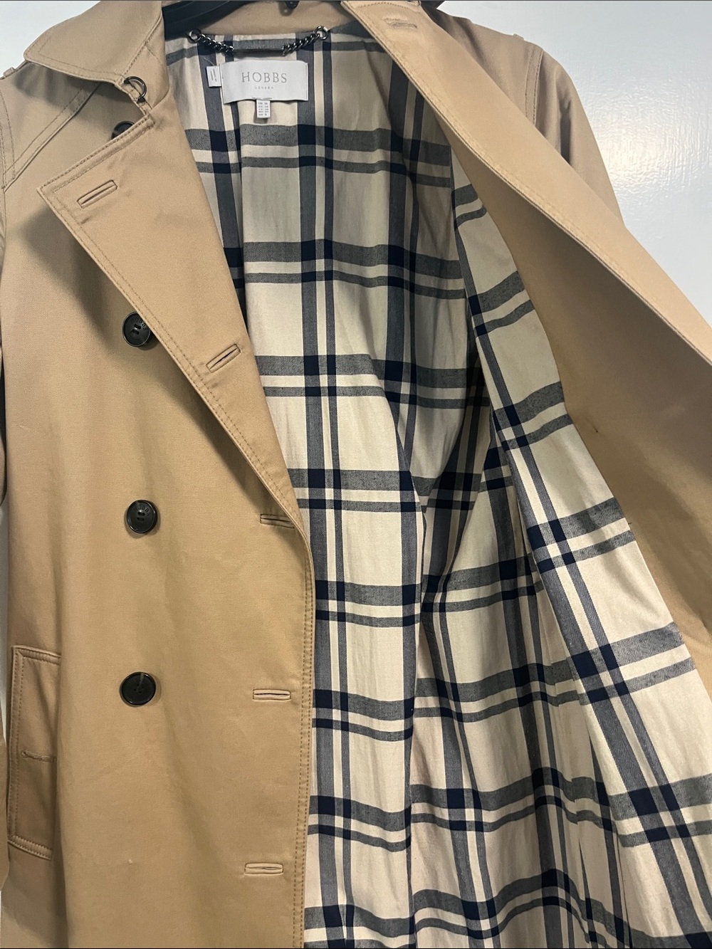 Hobbs London Tan Trench Coat with Navy Plaid Lining Sz Small (US 6 UK 10) - Picture 3 of 4